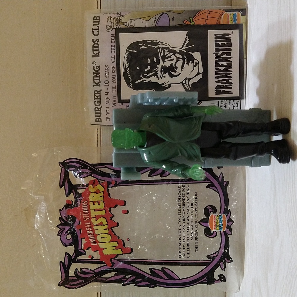 Vintage 1997 Universal Studios Monsters Frankenstein Collectable Figure Complete